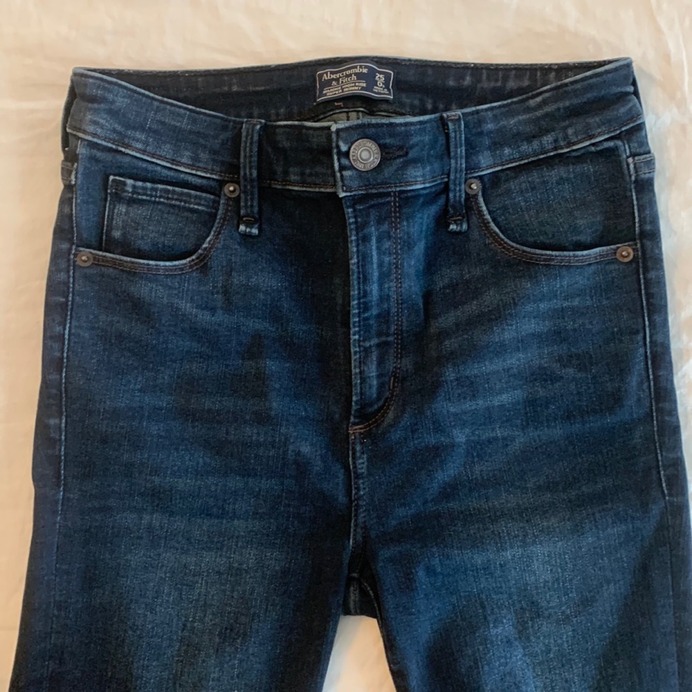 Size 25, Abercrombie, Simone high rise super skinny jeans.